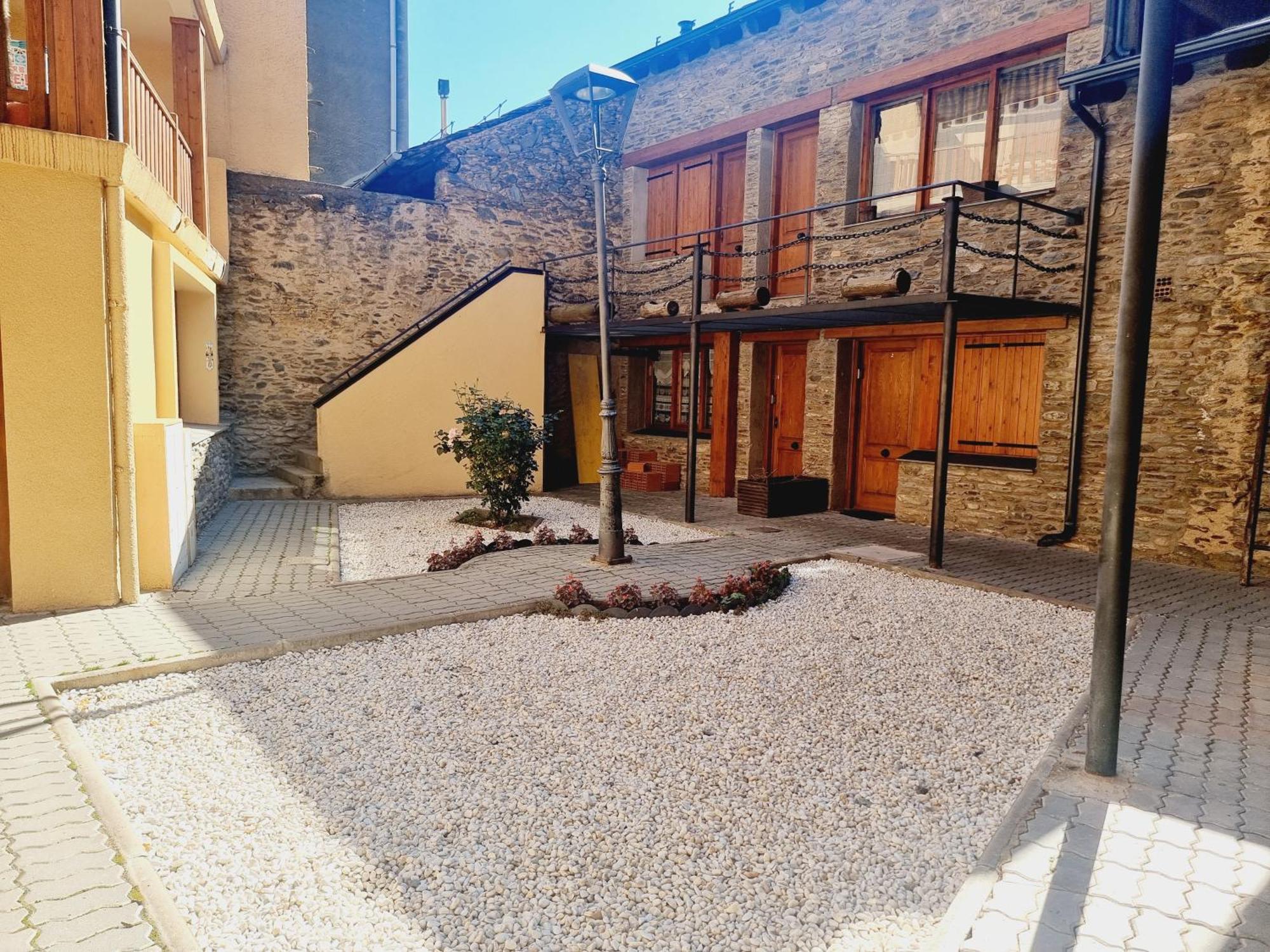 Apto Rustico En Osseja Apartment Exterior photo